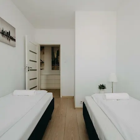 Shortstaypoland Krakowska * Warsaw